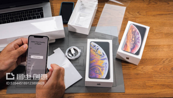 苹果Max手机开箱评测：极致体验从拆箱开始